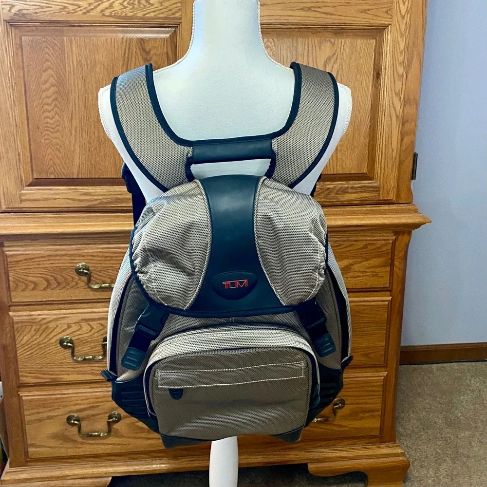 Tumi T2 Vintage Ballistic Nylon Laptop Travel Backpack Gray Black Tech Daypack